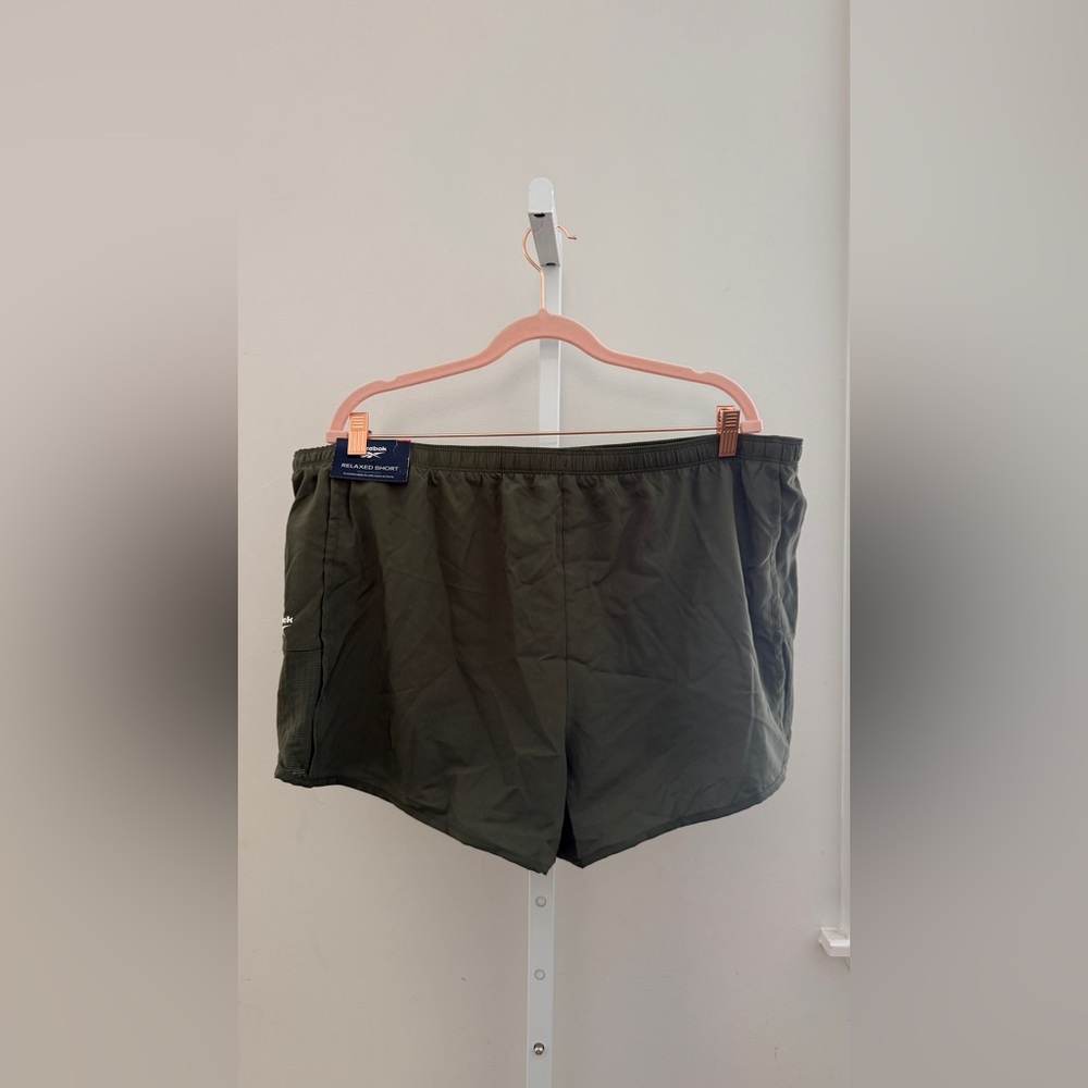 Reebok’s Olive‎ Green Women's Shorts relaxed fit new with tags size XXL